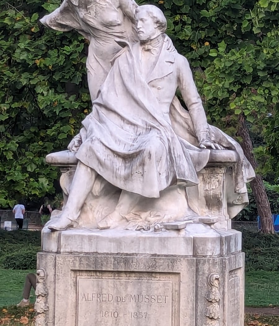 Statue of Alfred of Musset 1